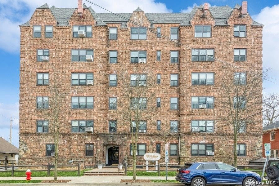 141 WYCKOFF PL APT 4C, WOODMERE, NY 11598, photo 1 of 20