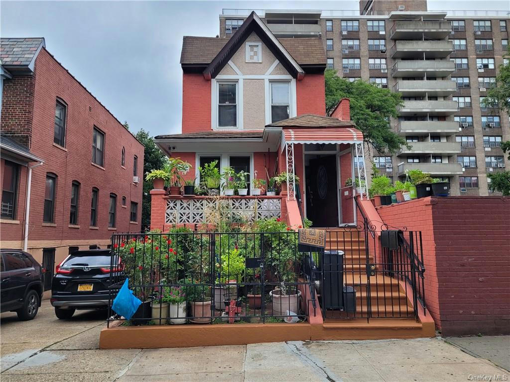 1364 STRATFORD AVE, BRONX, NY 10472, photo 1 of 14