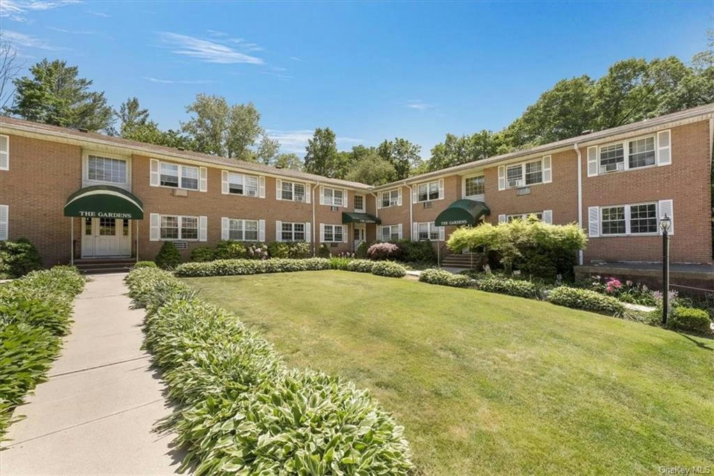 260 WEST ST APT 1B, MOUNT KISCO, NY 10549, photo 1 of 21