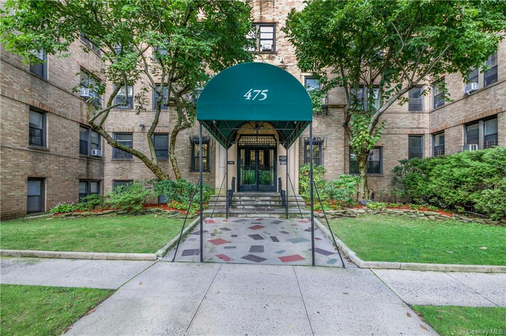 475 BRONX RIVER RD APT 2H, YONKERS, NY 10704, photo 1 of 15