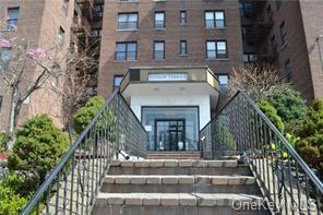 650 WARBURTON AVE APT 3B, YONKERS, NY 10701 - Image 1