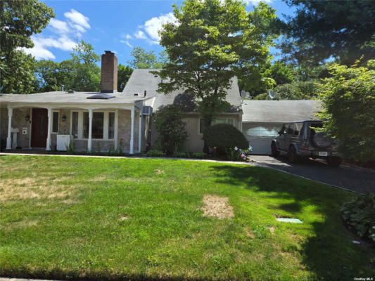 137 PARKWAY DR, ROSLYN HEIGHTS, NY 11577 - Image 1