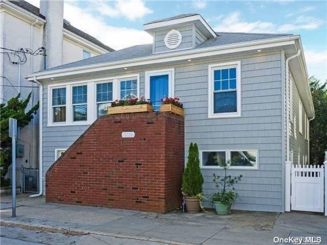139 HEWLETT AVE, POINT LOOKOUT, NY 11569, photo 1 of 20