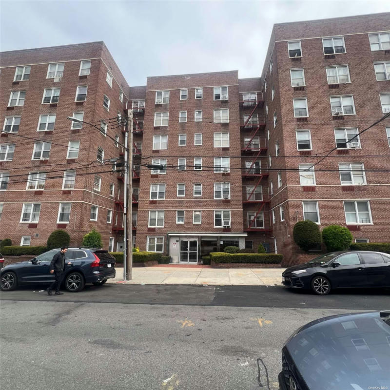 63-45 SAUNDERS ST # 2D, REGO PARK, NY 11374, photo 1 of 8