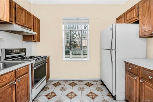 3001 HENRY HUDSON PKWY APT 1DD, BRONX, NY 10463, photo 5 of 17