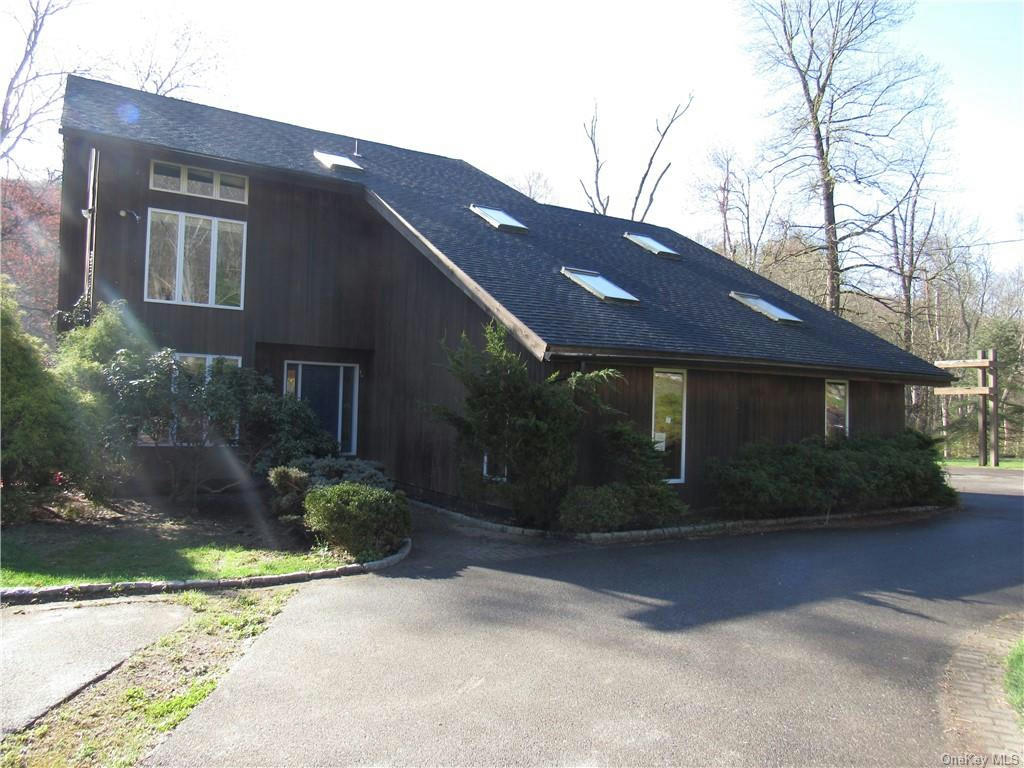 472 SPROUT BROOK RD, GARRISON, NY 10524, photo 1 of 25