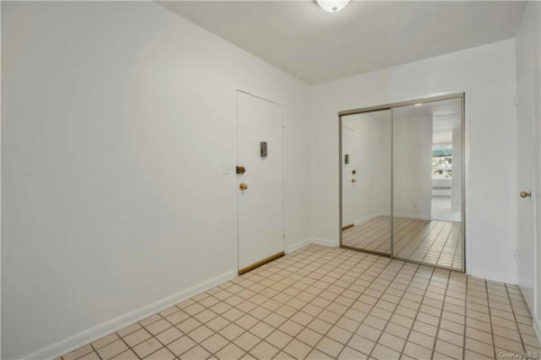 16 CHANNING PL APT 2L, EASTCHESTER, NY 10709, photo 4 of 20