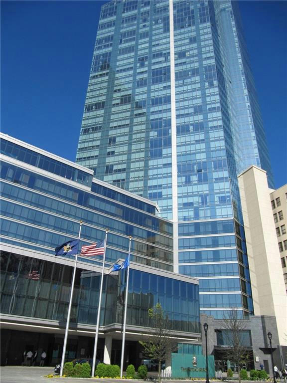 1 RENAISSANCE SQ UNIT V9G, WHITE PLAINS, NY 10601, photo 1 of 28