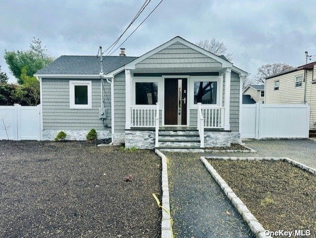 213 DEAUVILLE BLVD, COPIAGUE, NY 11726, photo 1 of 23