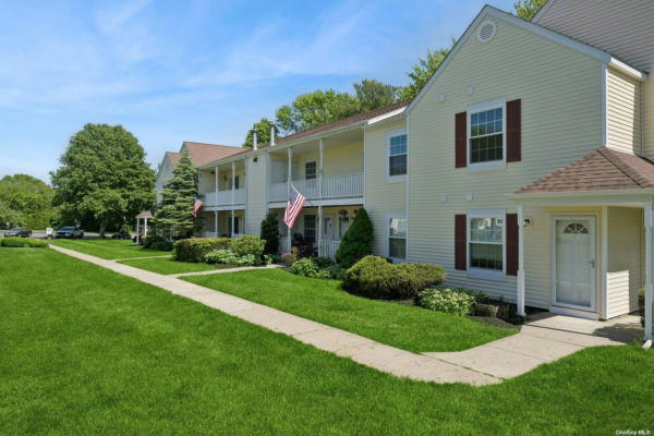 243 FAIRVIEW CIR # 243, MIDDLE ISLAND, NY 11953 - Image 1