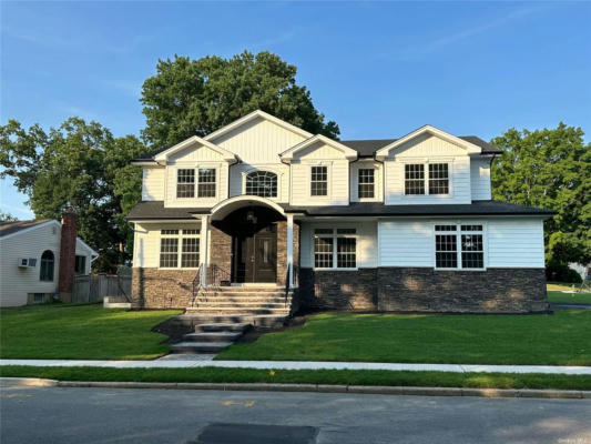 3 POINT OF WOODS RD, OLD BETHPAGE, NY 11804 - Image 1