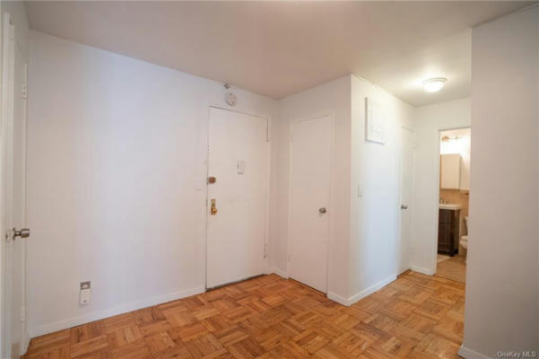 345 BRONX RIVER RD APT 3F, YONKERS, NY 10704, photo 4 of 16