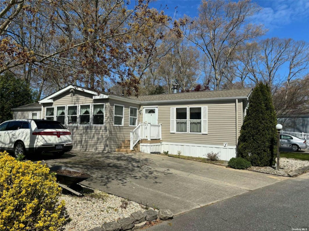 1661 OLD COUNTRY RD UNIT 31, RIVERHEAD, NY 11901, photo 1 of 36