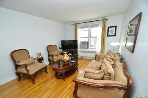 501 RIVERDALE AVE APT 1A, YONKERS, NY 10705, photo 4 of 36