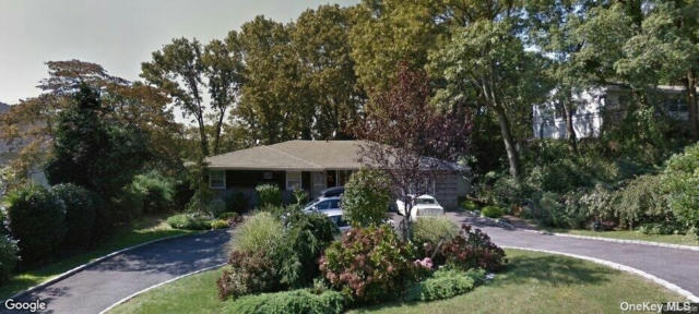 56 BEAUMONT DR PLAINVIEW NY 11803 RE MAX