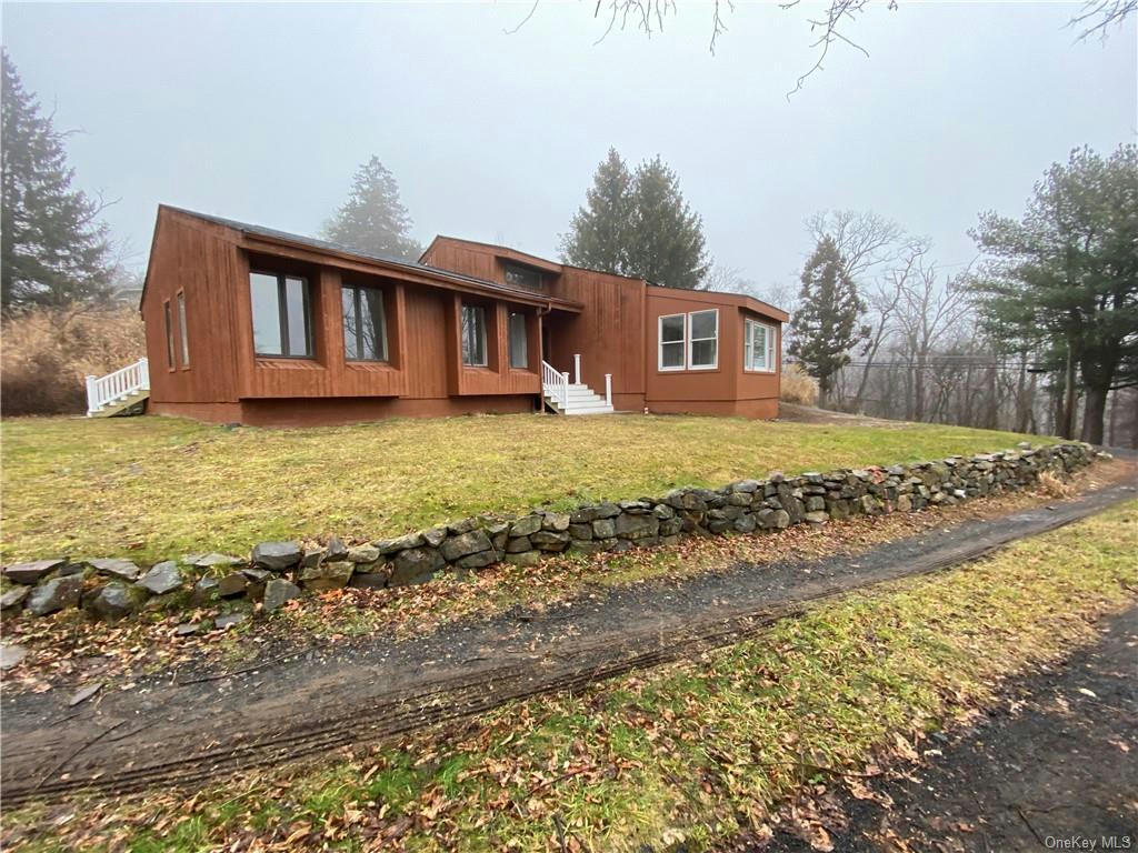 25 CANTERBURY RD, FORT MONTGOMERY, NY 10922, photo 1 of 35