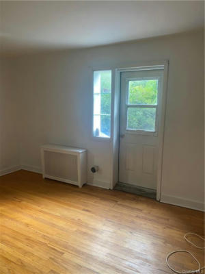 15 FIELD END LN APT 1R, EASTCHESTER, NY 10709, photo 4 of 11