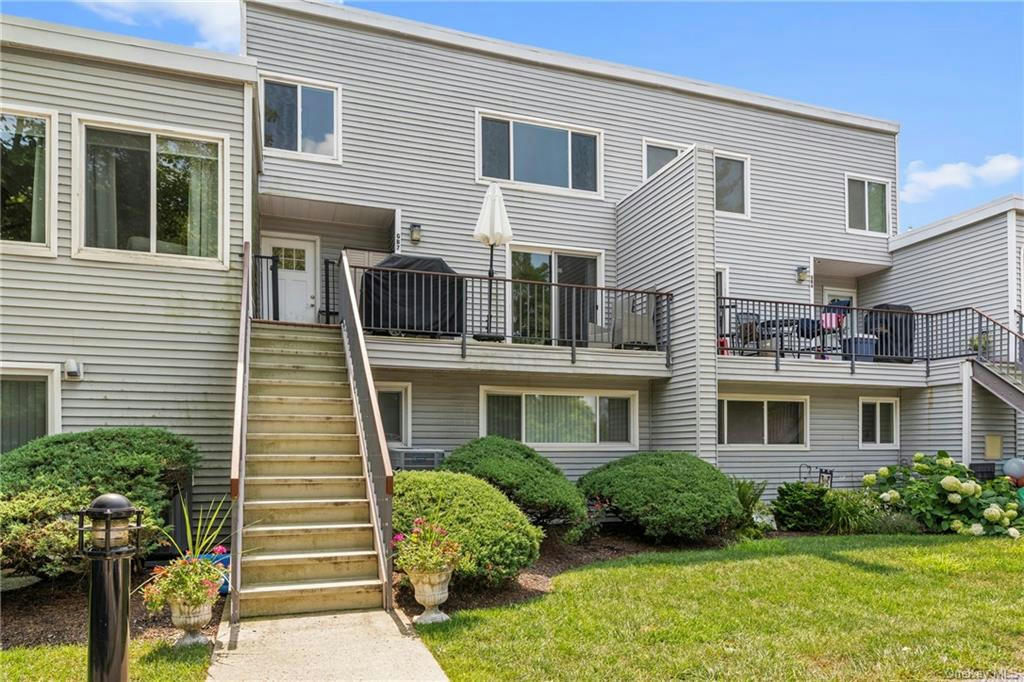 208 HARRIS RD APT GB7, BEDFORD HILLS, NY 10507, photo 1 of 22