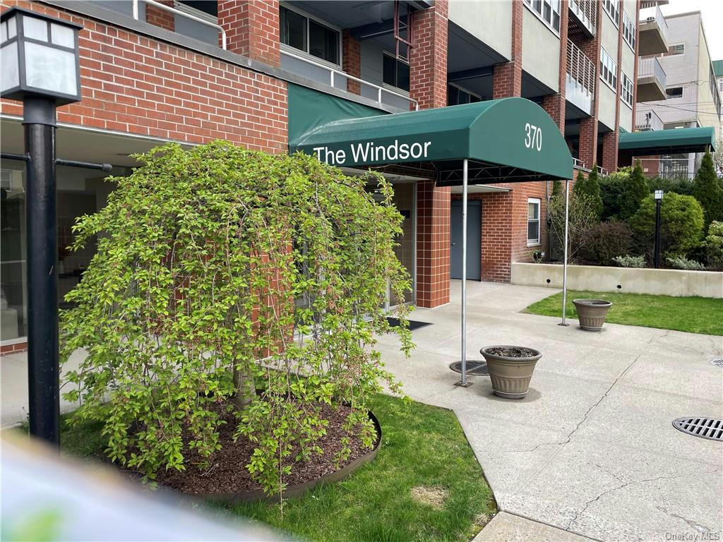 370 WESTCHESTER AVE APT 3T, PORT CHESTER, NY 10573, photo 1 of 15