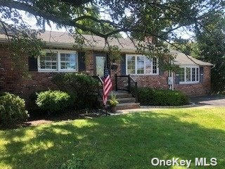 10 PETER AVE, BAYVILLE, NY 11709 - Image 1