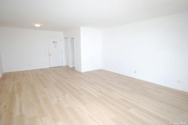27010 GRAND CENTRAL PKWY APT 30Y, FLORAL PARK, NY 11005, photo 5 of 18