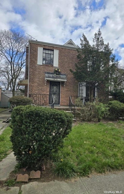 209-46 WHITEHALL TER, QUEENS VILLAGE, NY 11427, photo 1 of 13