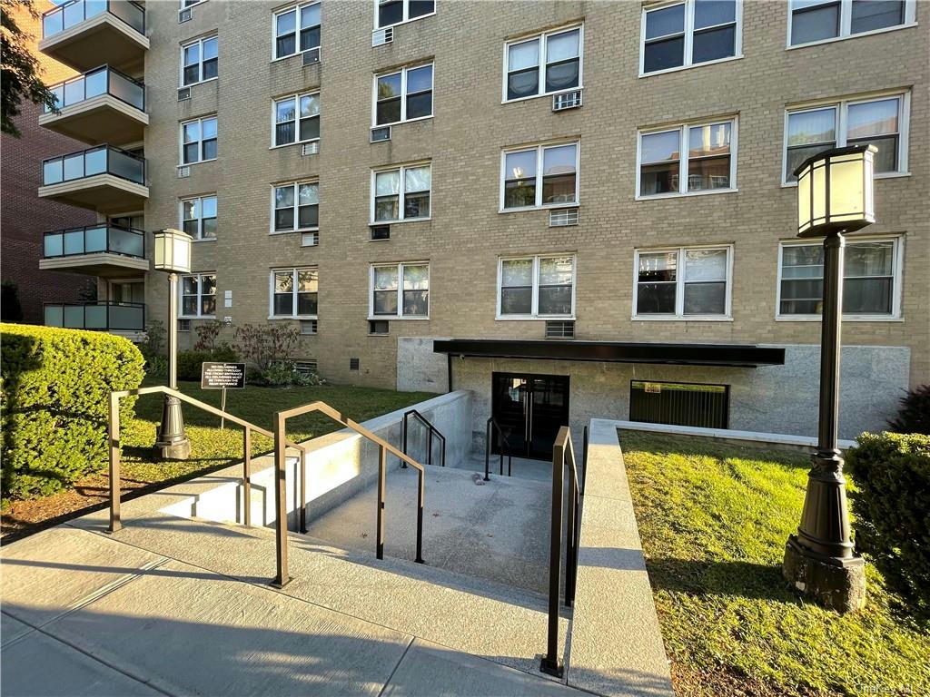 377 WESTCHESTER AVE # 4, PORT CHESTER, NY 10573, photo 1 of 16