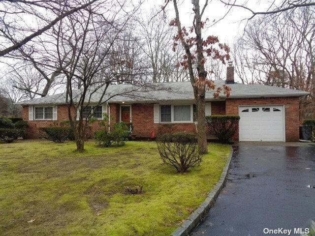 157 OLD WILLETS PATH, SMITHTOWN, NY 11787, photo 1 of 16