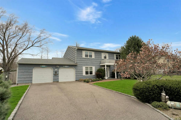 11 YORKSHIRE DR, WHEATLEY HEIGHTS, NY 11798 - Image 1