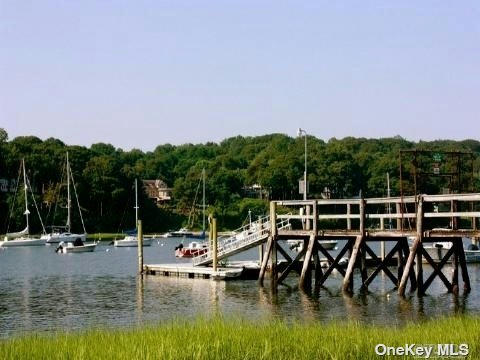 LOT# 31 DOLPHINS RISE, LLOYD NECK, NY 11743, photo 2 of 8