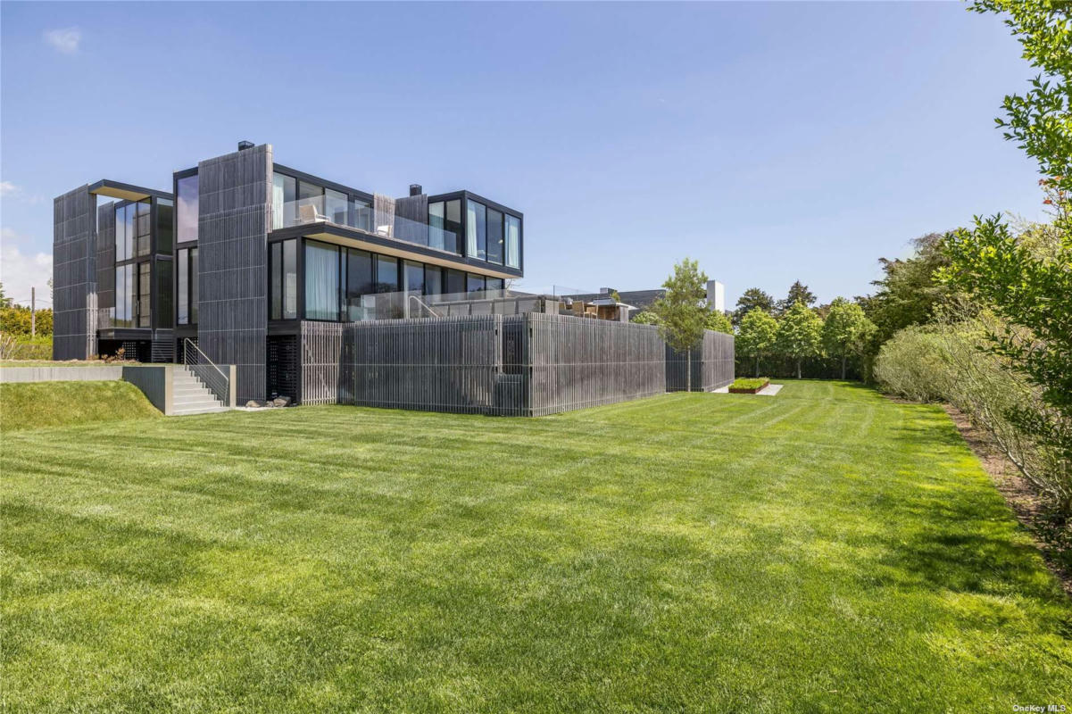 139 SEASCAPE LN, SAGAPONACK, NY 11962, photo 1 of 19