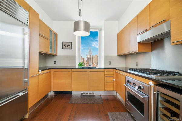 10 W END AVE APT 18A, NEW YORK, NY 10023, photo 4 of 19
