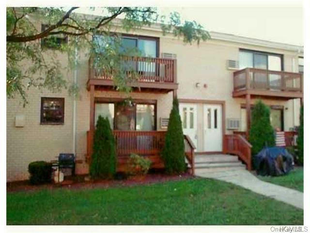 130 SNEDEN PL W # 130, SPRING VALLEY, NY 10977, photo 1 of 23