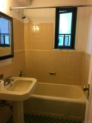 2160 E TREMONT AVE APT 5F, CALL LISTING AGENT, NY 10462, photo 3 of 11