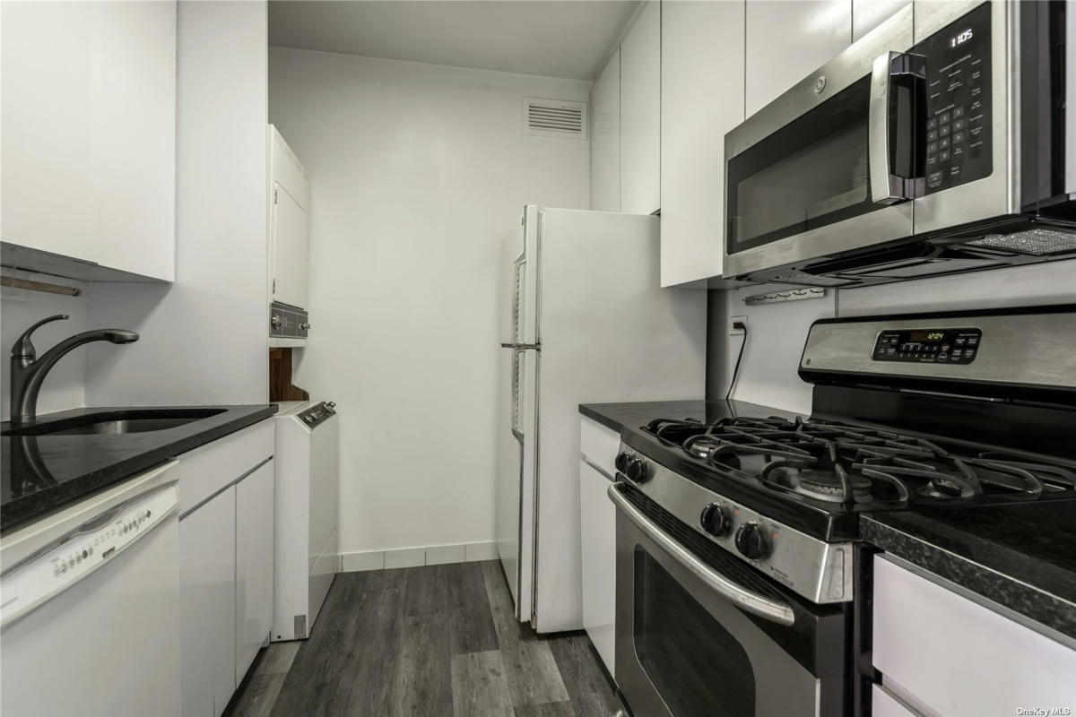 26910 GRAND CENTRAL PKWY APT 10X, FLORAL PARK, NY 11005, photo 1 of 22